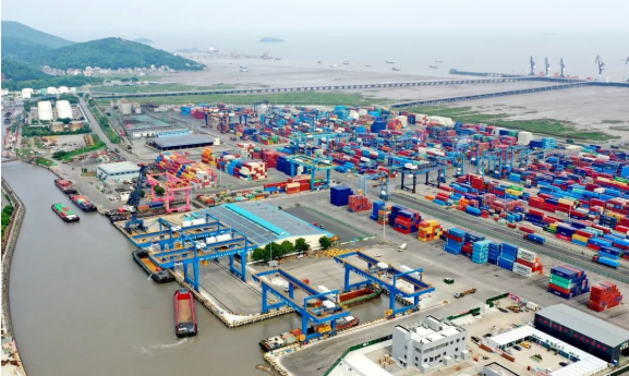 La resiliencia en el comercio exterior de China aún mantendrá a Asia como centro del comercio global
